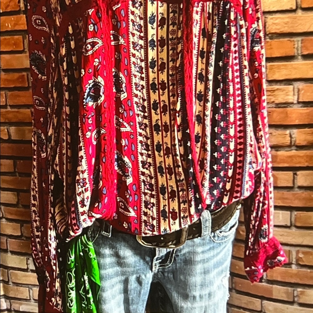 👚 Maeve Anthropologie "Gretchen" Boho Red & Blue Floral Peasant Top Size 10 / A - Picture 2 of 15